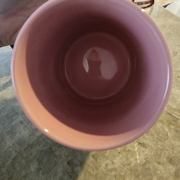 XOXO  14 oz. Mug - perfect for that special  person. Excellent shape - Picture 7 of 8